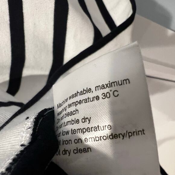 Joshua Sanders Women's Striped Graphic T-Shirt Long Sleeve Marine Size Large NWT - Picture 10 of 11